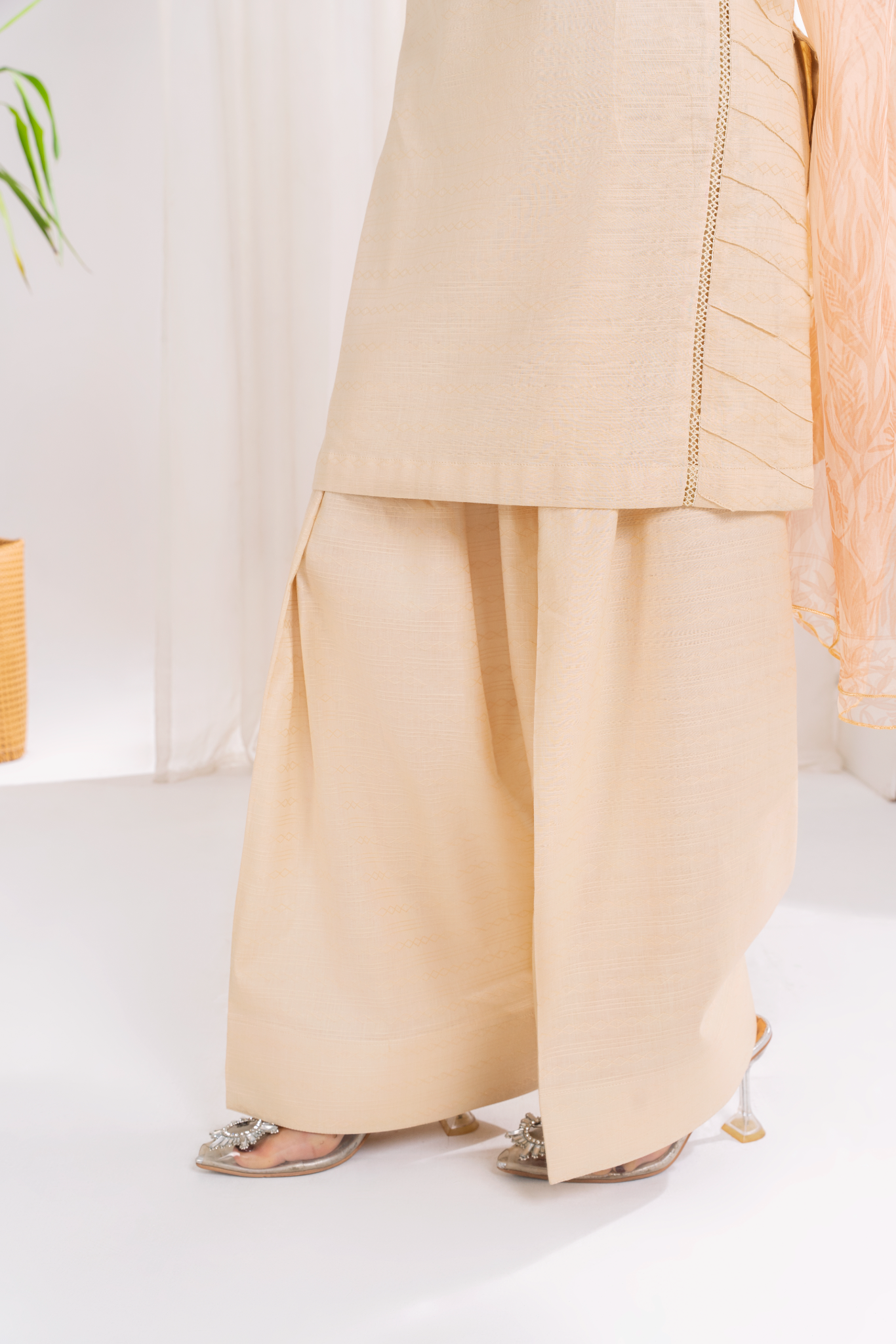 SERENE - Butter Yellow Jacquard (AM031)