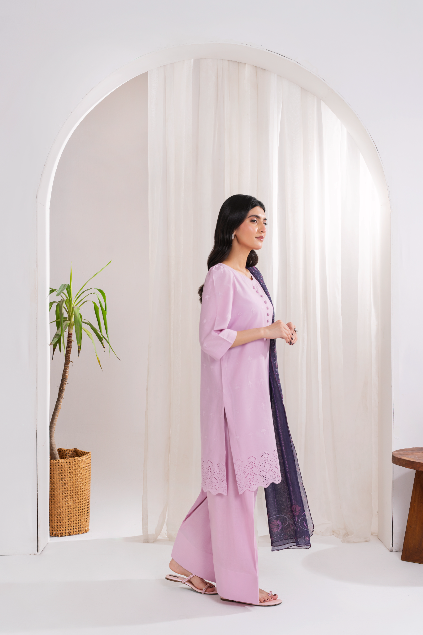 ZYNEA - Powder Pink Chikankari (AM034)