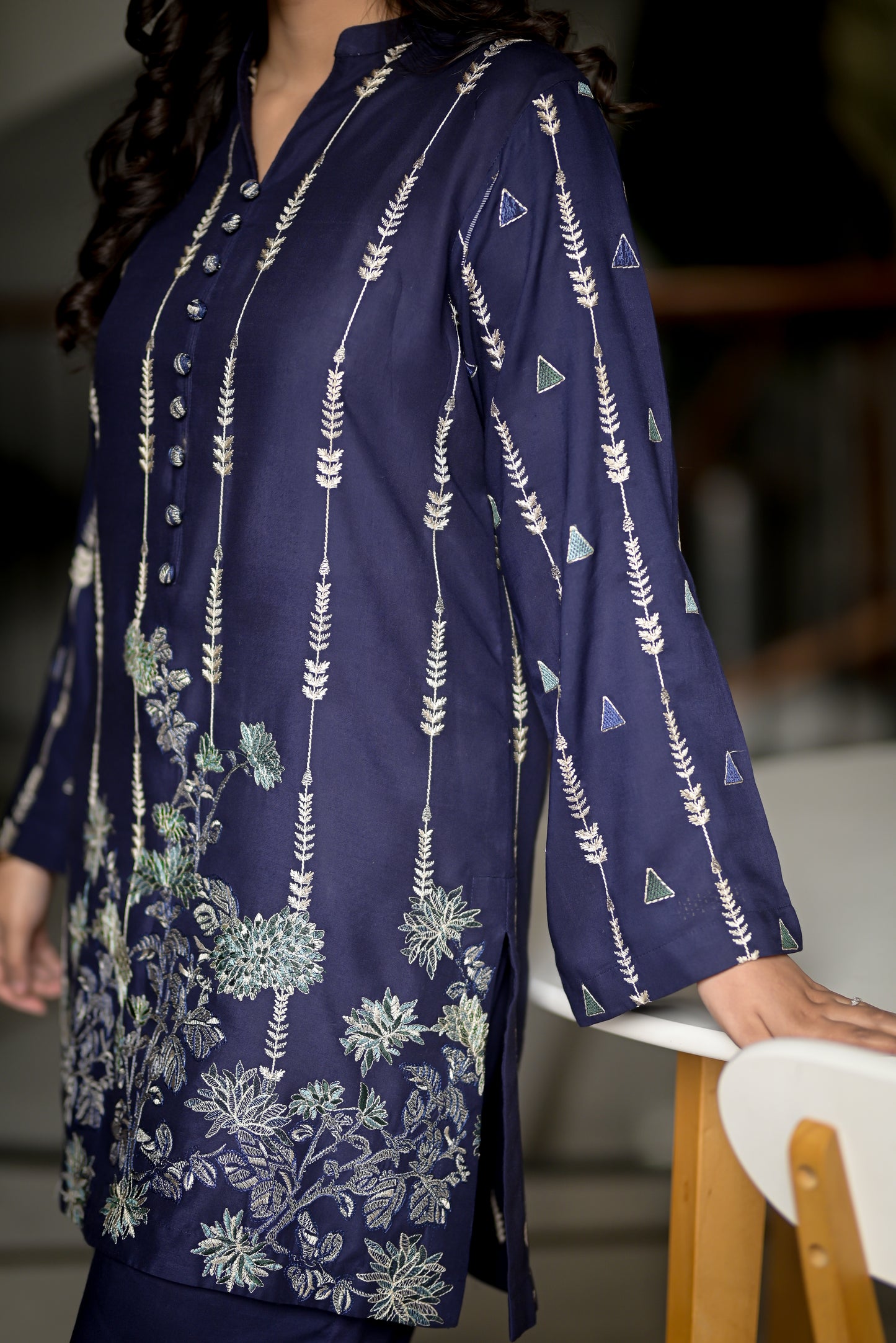 Zilar – Linen Navy Blue 2 Piece Embroidered Pret (AM024)