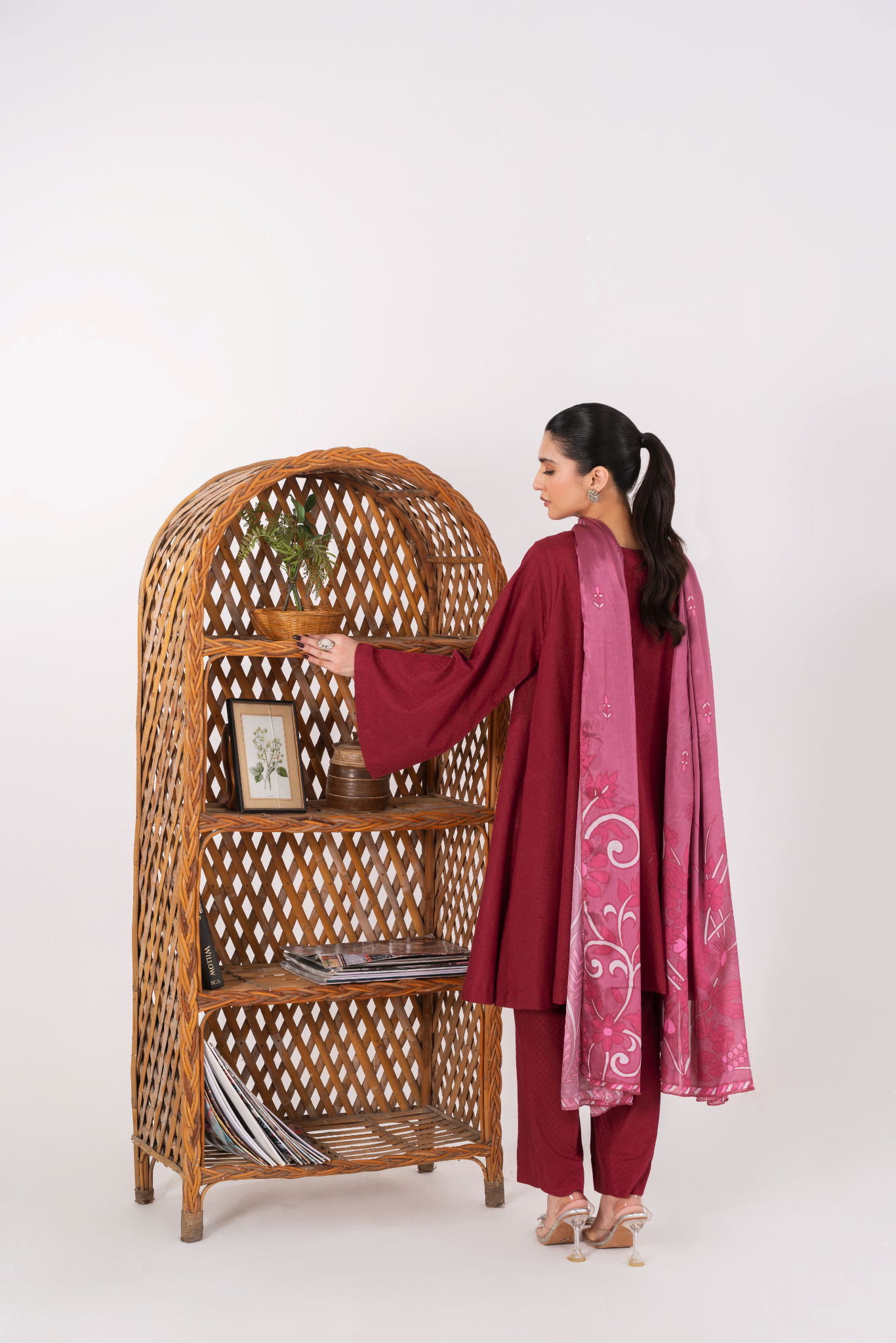 ZAVIA - Deep Pink Jacquard (AM035)