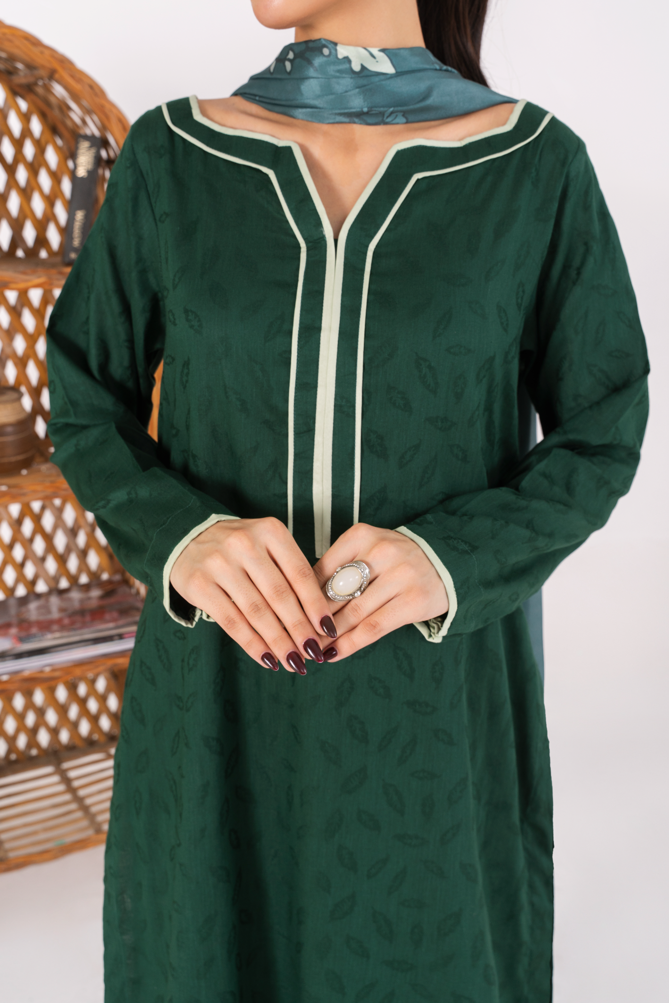 ZURAY - Forest Green Jacquard (AM032)